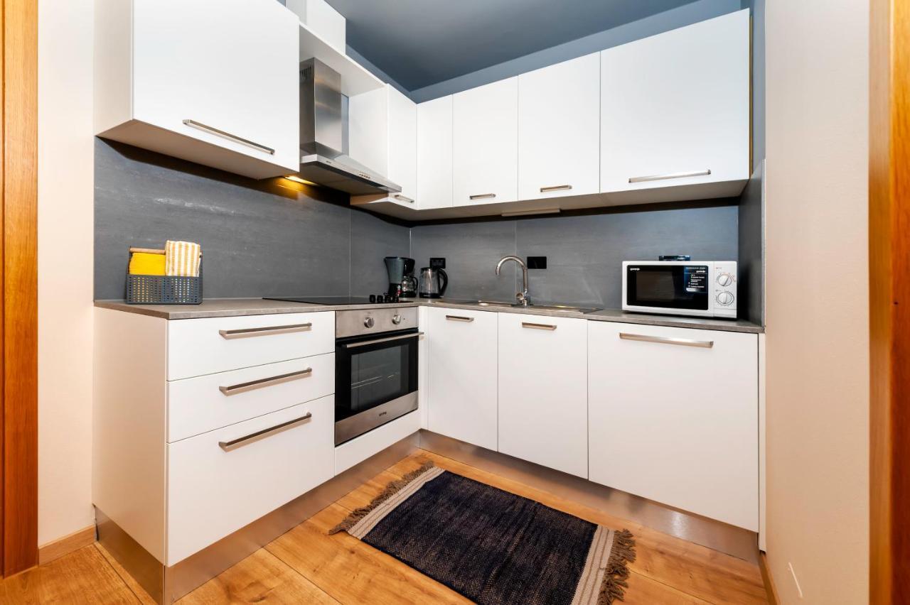 Room And Apartments Antea Rovinj Luaran gambar
