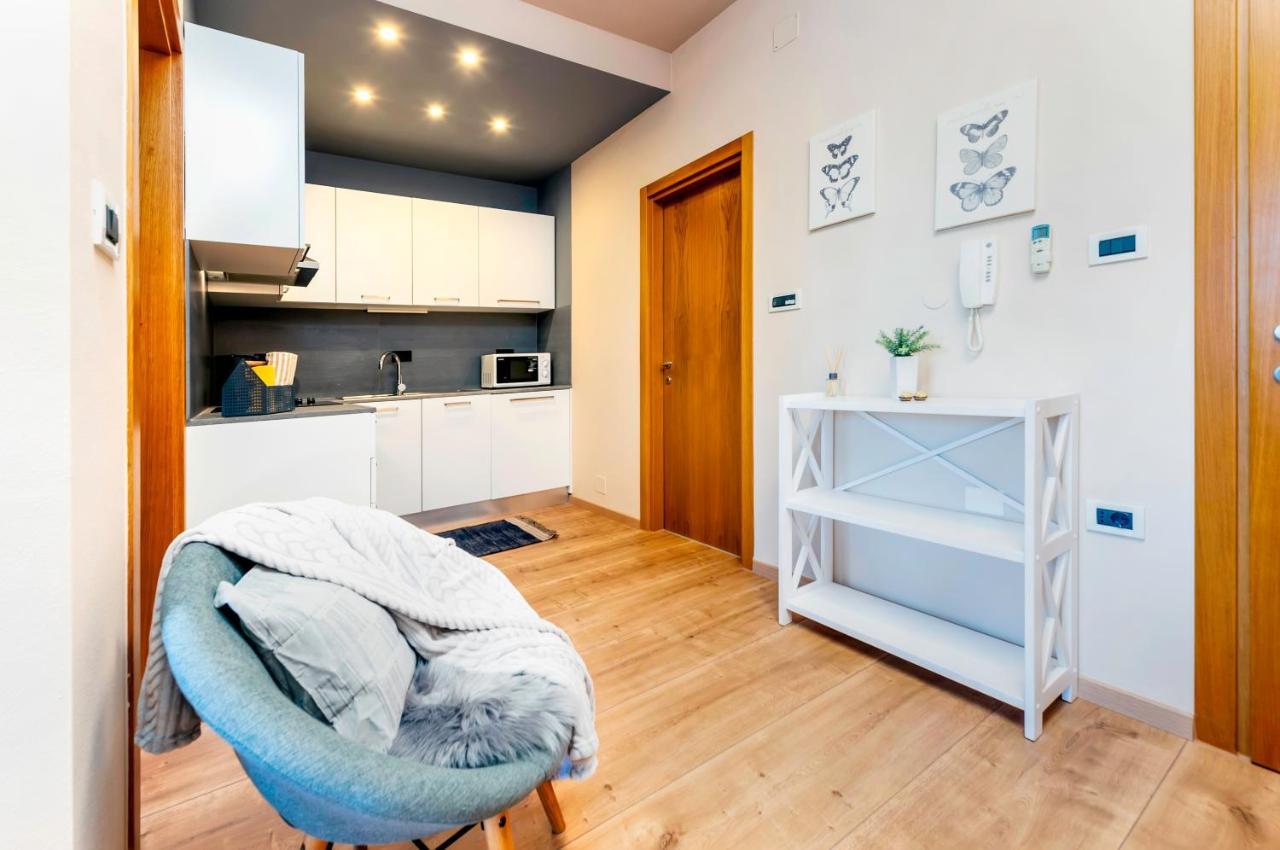 Room And Apartments Antea Rovinj Luaran gambar