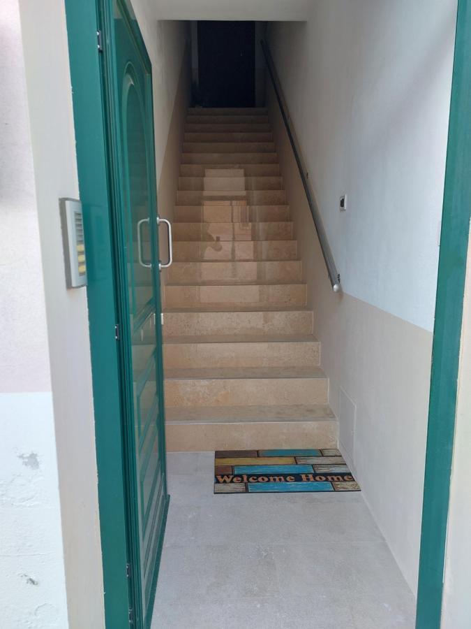 Room And Apartments Antea Rovinj Luaran gambar