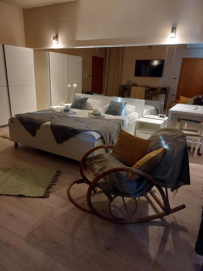 Room And Apartments Antea Rovinj Luaran gambar